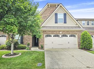 835 Meadowcrest Way, Lebanon, TN 37090