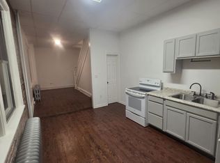 722 W Market St #2, Pottsville, PA 17901