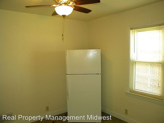 4th image of 750 W 4th St