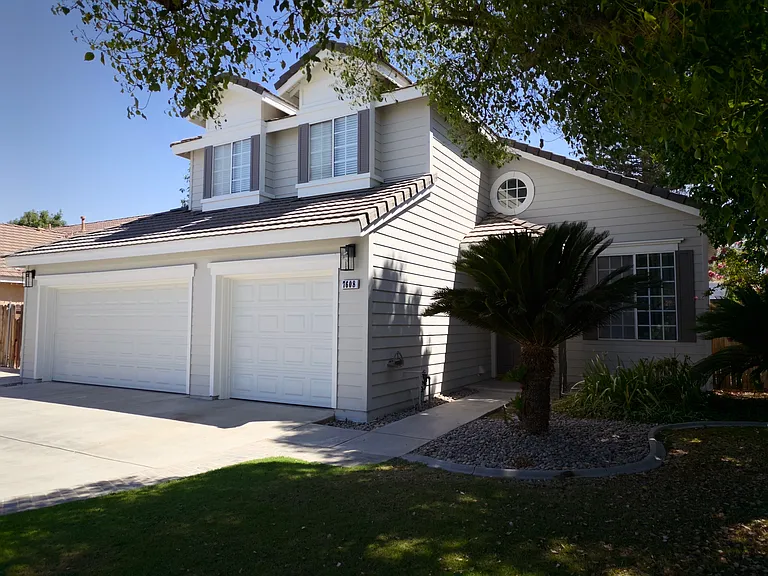 7608 Sutters Mill St — Photo 2