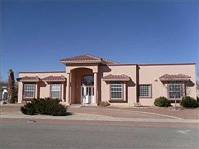 1st image of 561 Royal Willow Way
