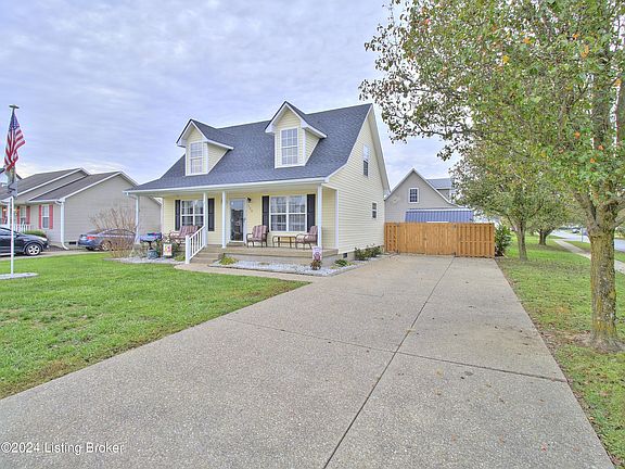 2nd image of 105 Clear Lake Dr