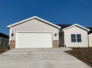 805 N Melody Cir, Fort Wayne, IN 46816