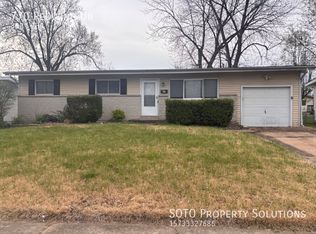 770 Redwing Dr, Florissant, MO