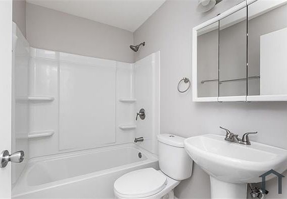 3rd image of 3909 N Butler Ave