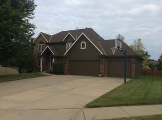 17309 Dayton Cir, Omaha, NE 68135