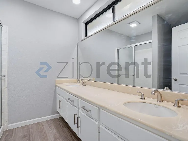 44119 Kirkland Ave — Photo 17