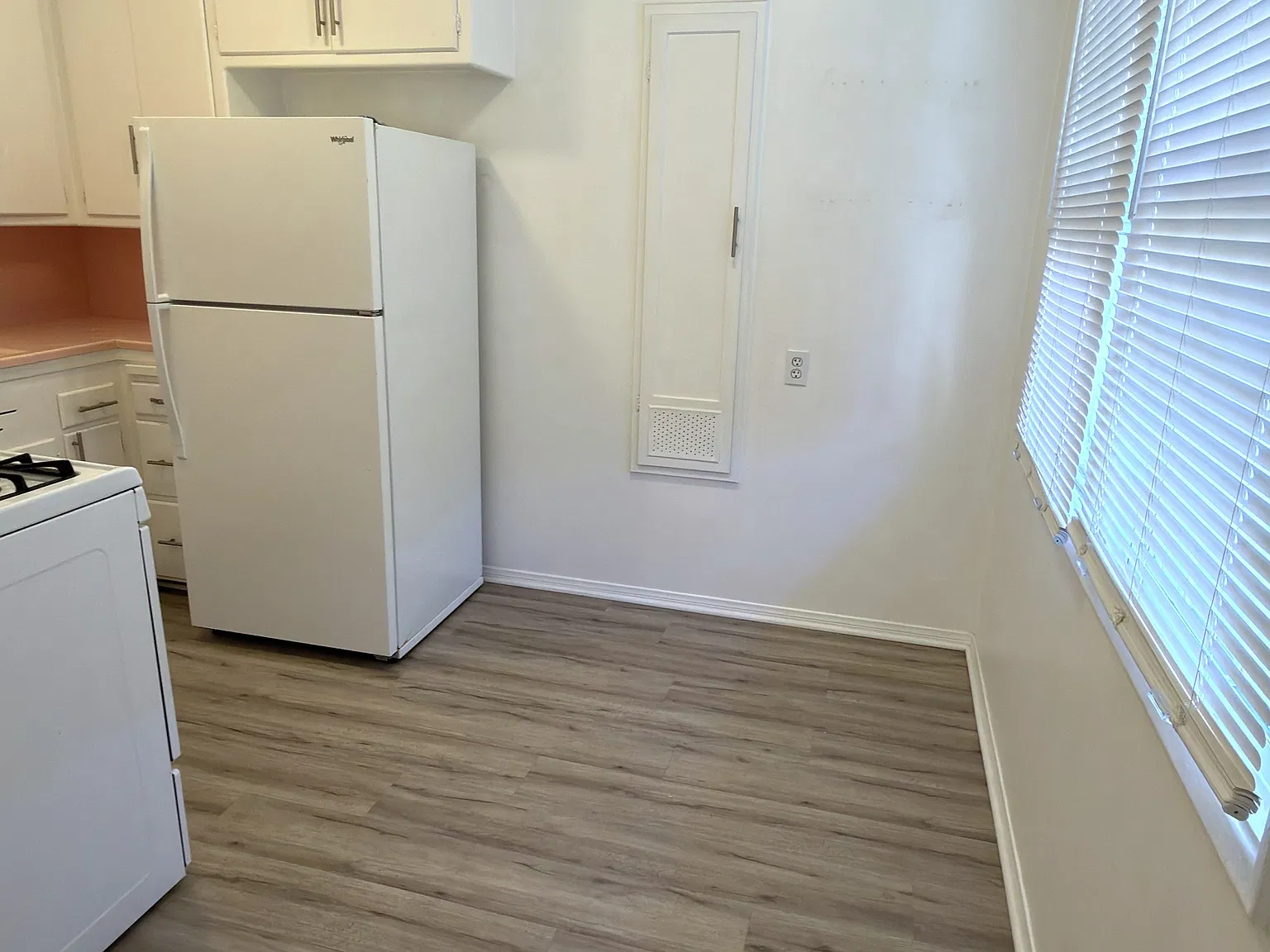 Division Street 4321 East - Unit 4325 - A — Photo 4