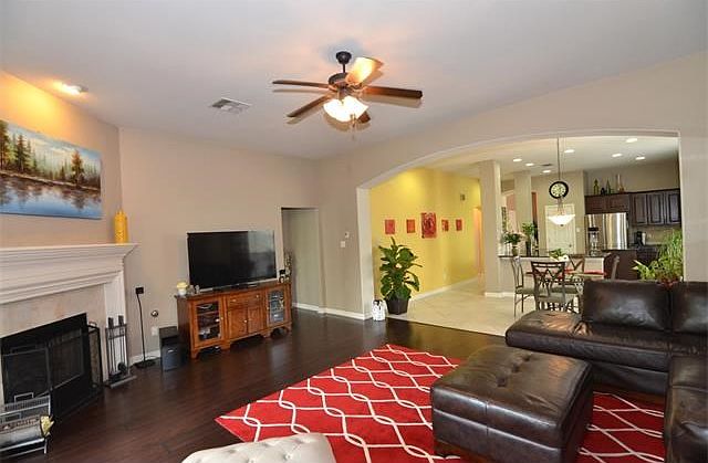 Awesome open 1-story floorplan with living, kitchen and breakfast upgraded and ready for entertainin