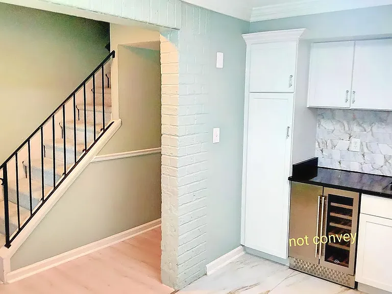 14658 Balsam St — Photo 2