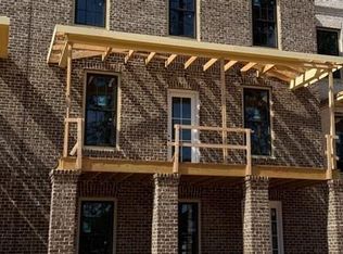 1015 Creekside Ln, Cumming, GA 30040