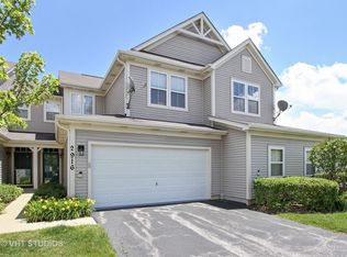 2916 Falling Waters Dr, Lindenhurst, IL 60046