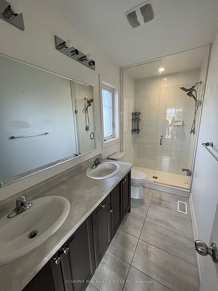Burlington House for rent - 4 Bedrooms — photo 14