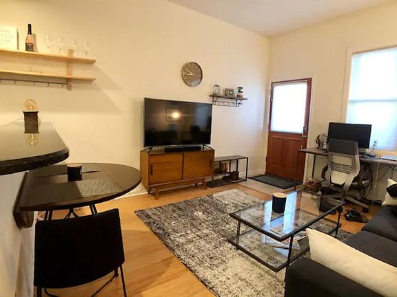 Large living room. Furniture not included.