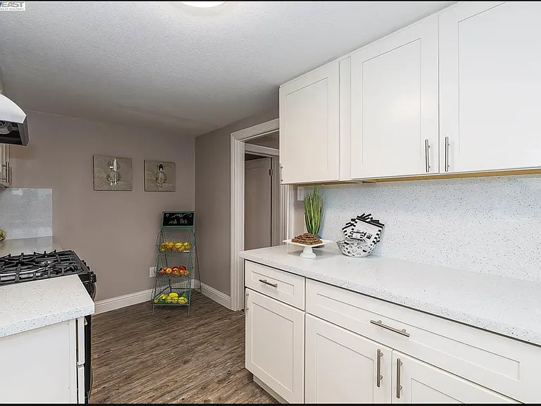 694 Tehama Ave #A — Photo 4