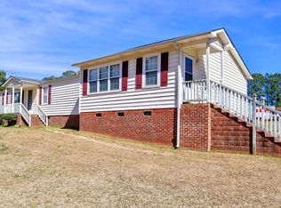 93 Rock River Ln, Middlesex, NC 27557