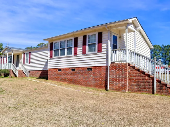 93 Rock River Ln, Middlesex, NC 27557