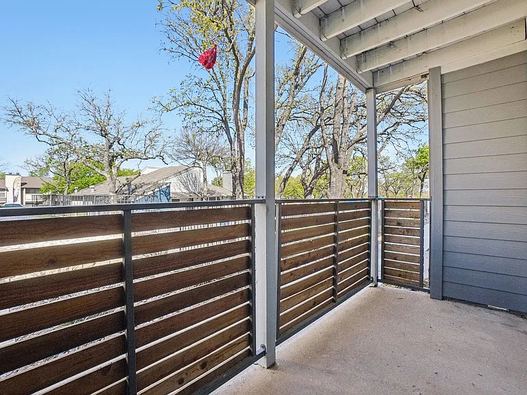 Don't Miss Out Biltmore Homes Leasing Fast — Photo 65