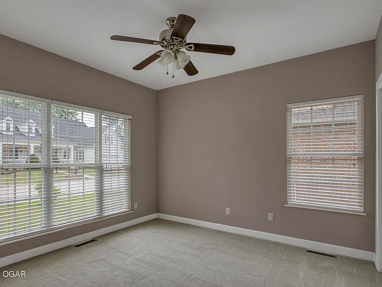 2813 Waters Edge Blvd — Photo 15
