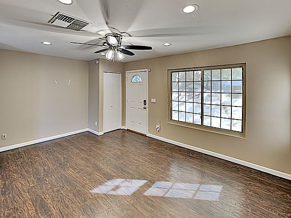 3rd image of 20220 N 13th Ave