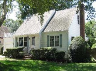 2086 Brian Dr, Merrick, NY 11566