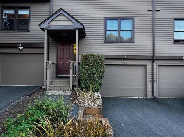 6 Cascade Circle #6, Monroe, CT 06468