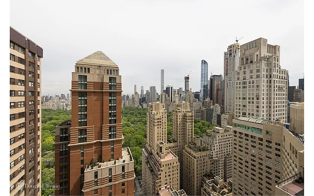 Rented by Douglas Elliman | media 7