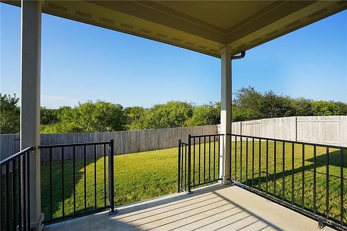 4004 Promontory Point Trl — Photo 15