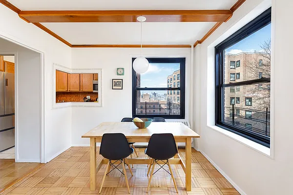 Sold by Compass | media 2