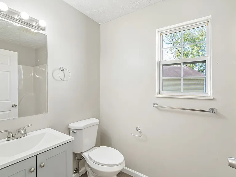 6941 Crusero Ln — Photo 18