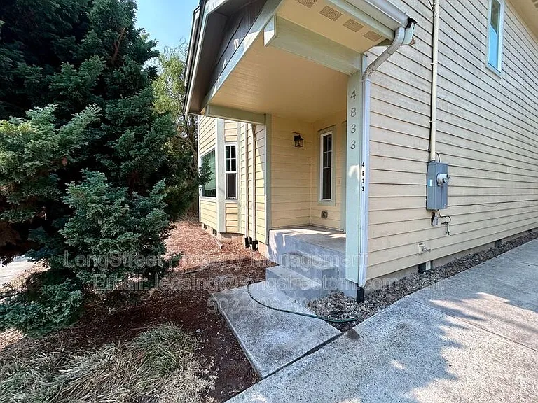 4833 NE 18th Ave — Photo 22