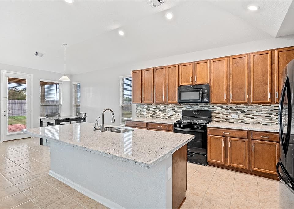 1st image of 8019 Bunch Grass Ln