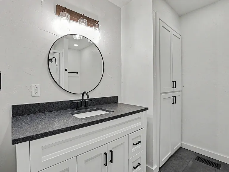 2729 NW 58th St #1 — Photo 11