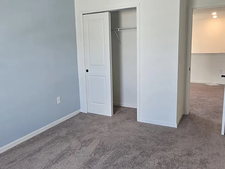 748 Overpool Ave — Photo 2