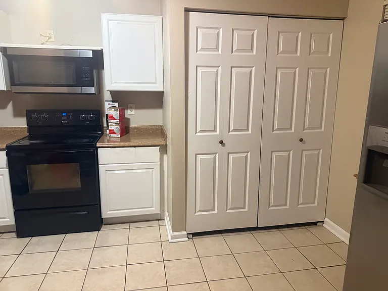 3410 Bangor Ct — Photo 15