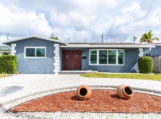 4307 Hayes St, Hollywood, FL 33021