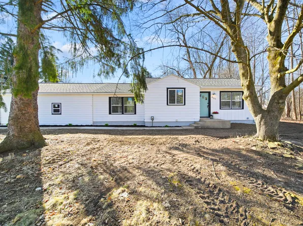 405 Burt Ave, Jackson, MI 49201