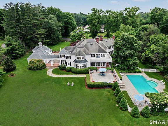 2nd image of 800 Verna Hill Road