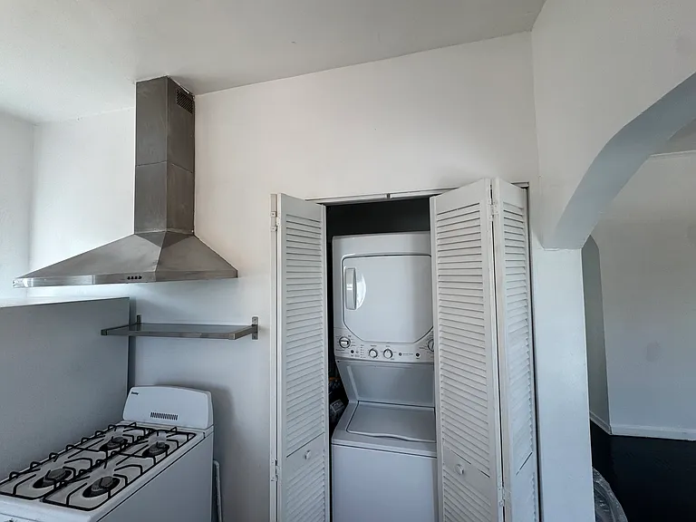 3929 Melrose Ave #3929 — Photo 9