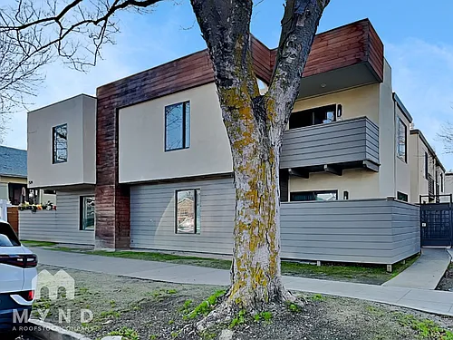2522 T St #3 Photo 1