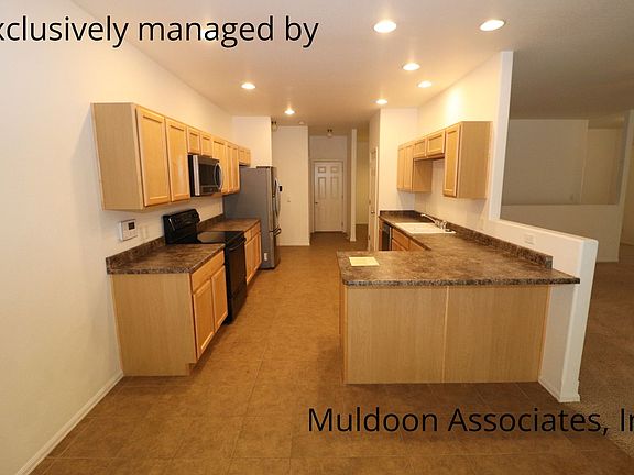5th image of 895 S Indian Bend Dr