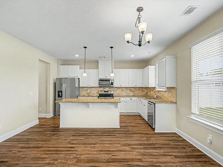 346 Coconut Dr — Photo 8