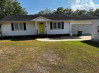 106 E Cruette St, Iva, SC 29655