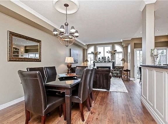 4th image of 2113 Pinevalley Cres