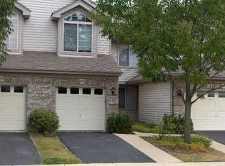 1567 N Saint Marks Pl, Palatine, IL 60067