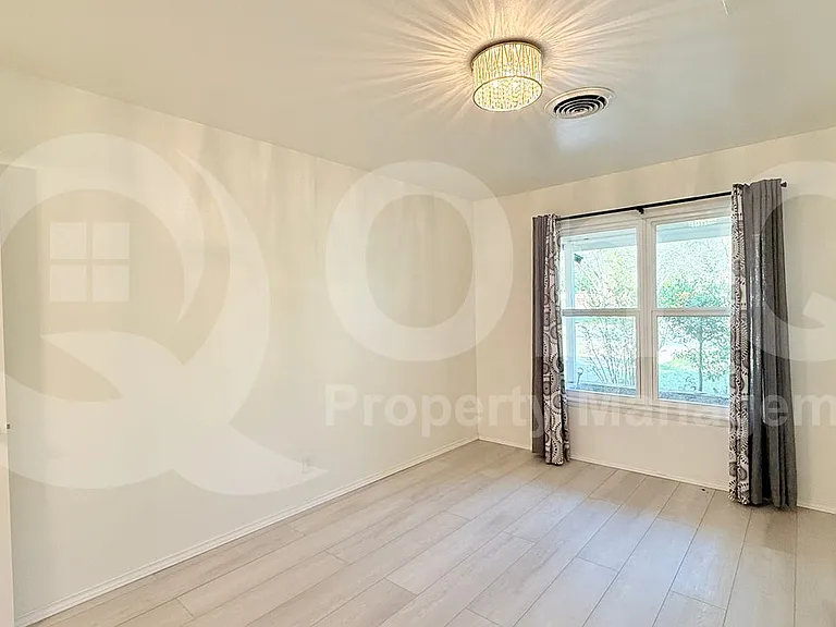 6218 Brookside Dr — Photo 8