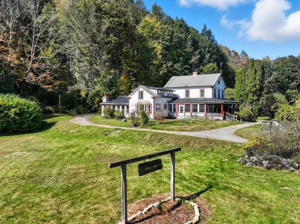 500 E River Rd, Chester, MA 01011