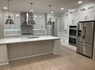 700 Pine Leaf Ct, Johns Creek, GA 30022