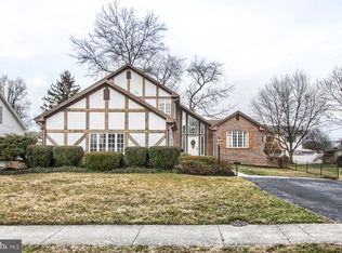 483 E Elmwood Ave, Mechanicsburg, PA 17055