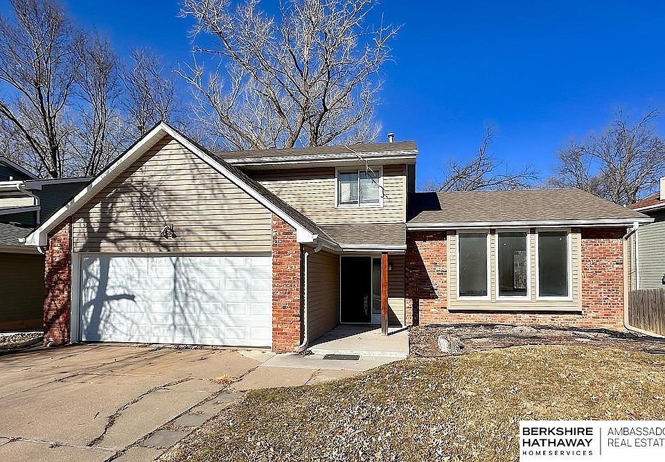 1st image of 3718 Lynnwood Dr